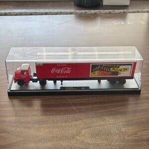 Coca Cola Red and White die cast Collectable Edition Toy Truck